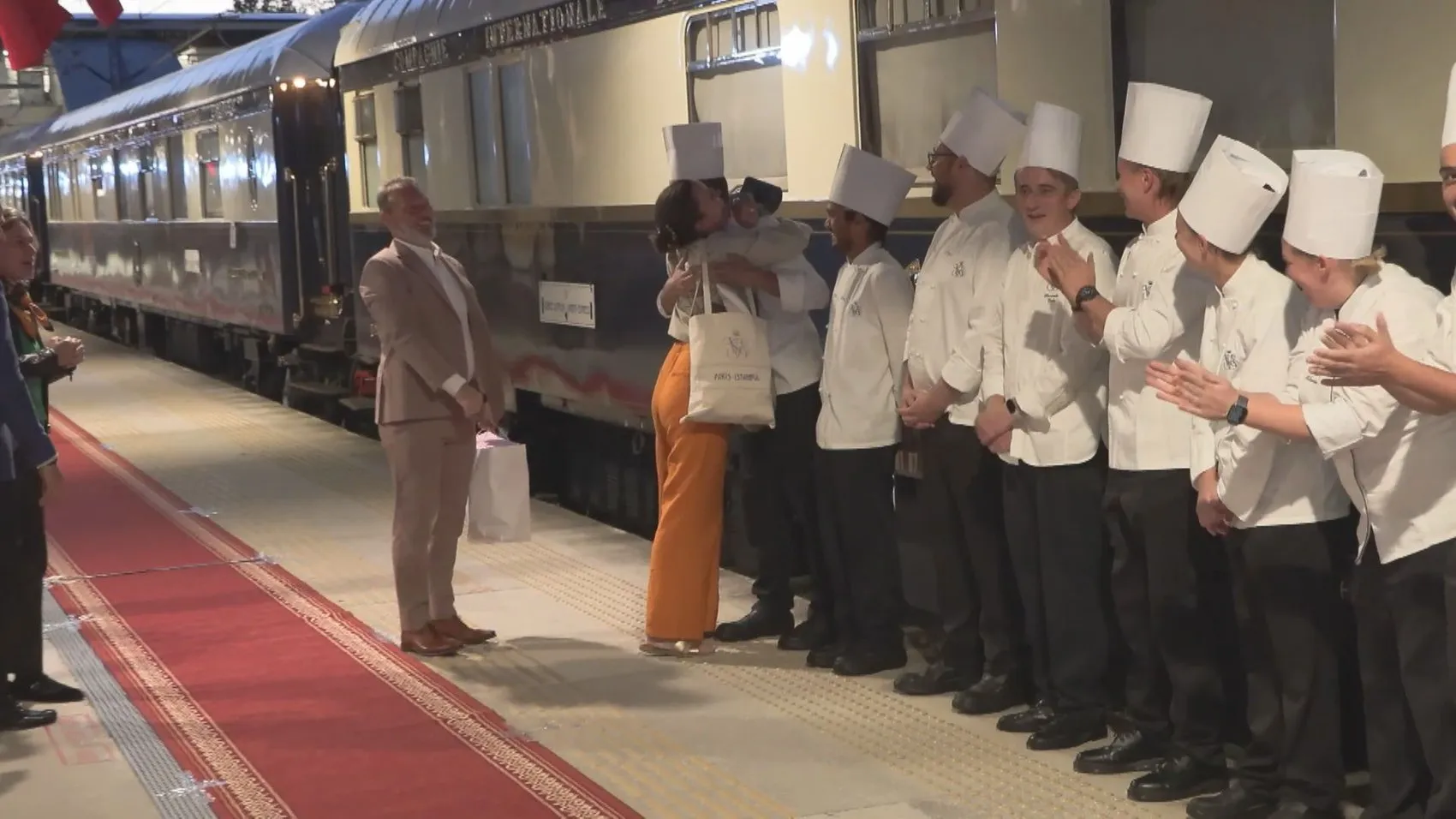 Efsanevi Orient Express İstanbul'da: Rayların üzerindeki sihirli yolculuk sona erdi
