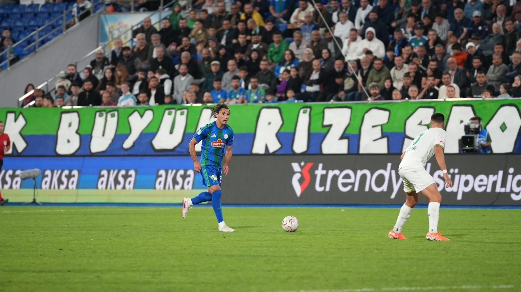 Çaykur Didi'de şanssız an: Rizespor kendi kalesine attığı golle yıkıldı