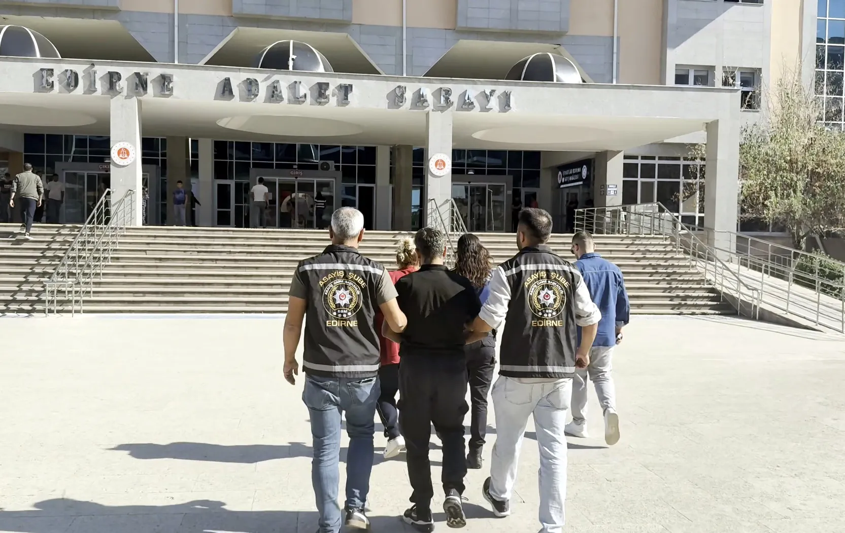 Edirne'de suç ortağı anne oğulun firar dönemi bitti