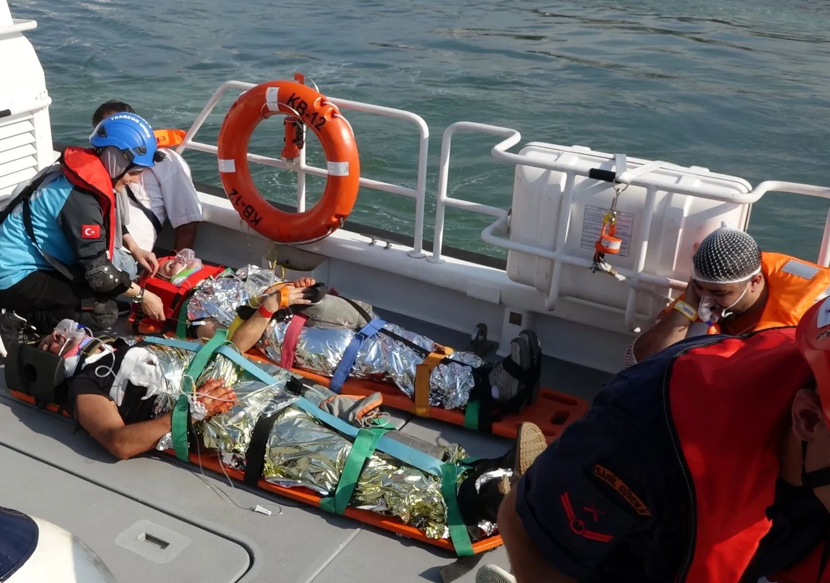 Karadeniz'in ortasında nefes kesen operasyon: 120 kişilik dev ekip zamana karşı yarıştı
