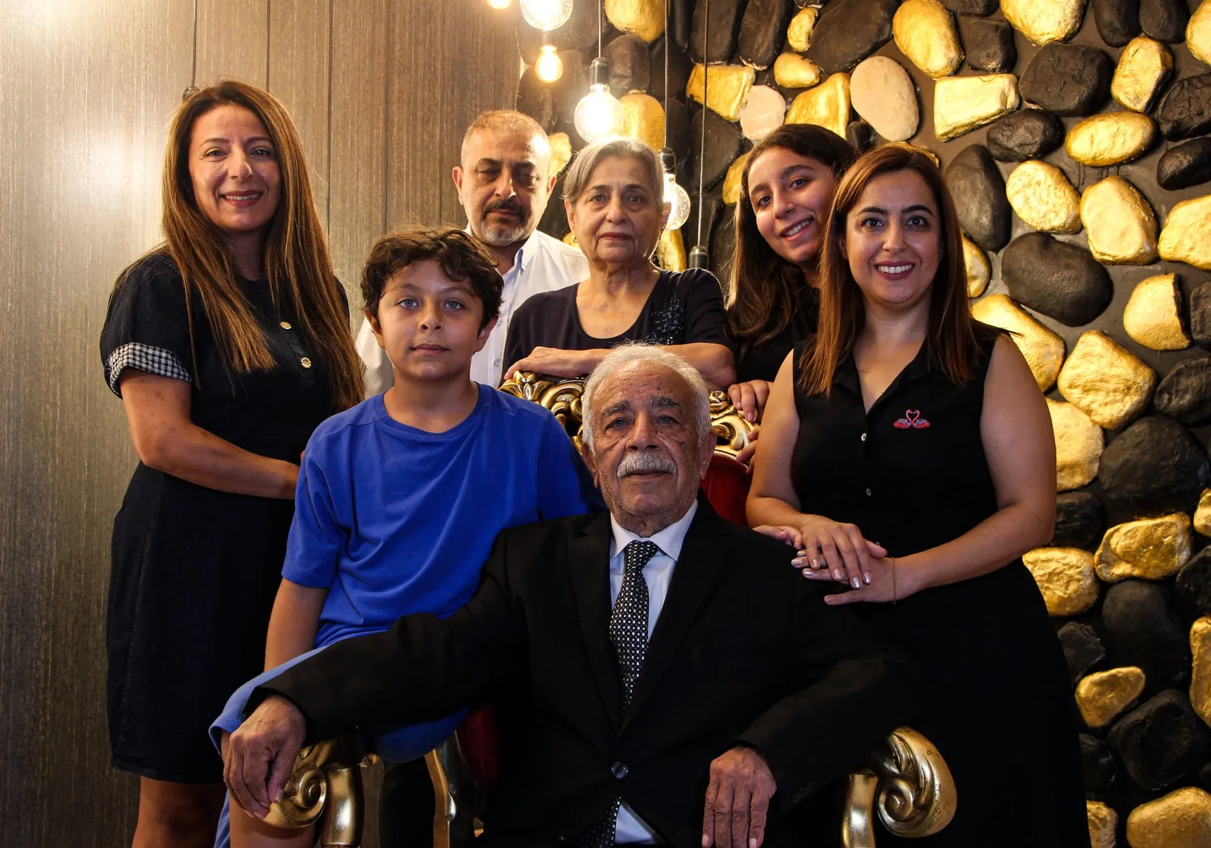Adana'nın 63 yıllık fotoğrafçısı Nasır Ökelga: Ahilik unvanı en büyük gururum