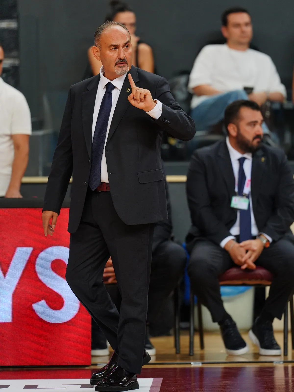 Trabzonspor Basketbol Süper Ligi'ne fırtına gibi girdi: Bursaspor'a geçit yok