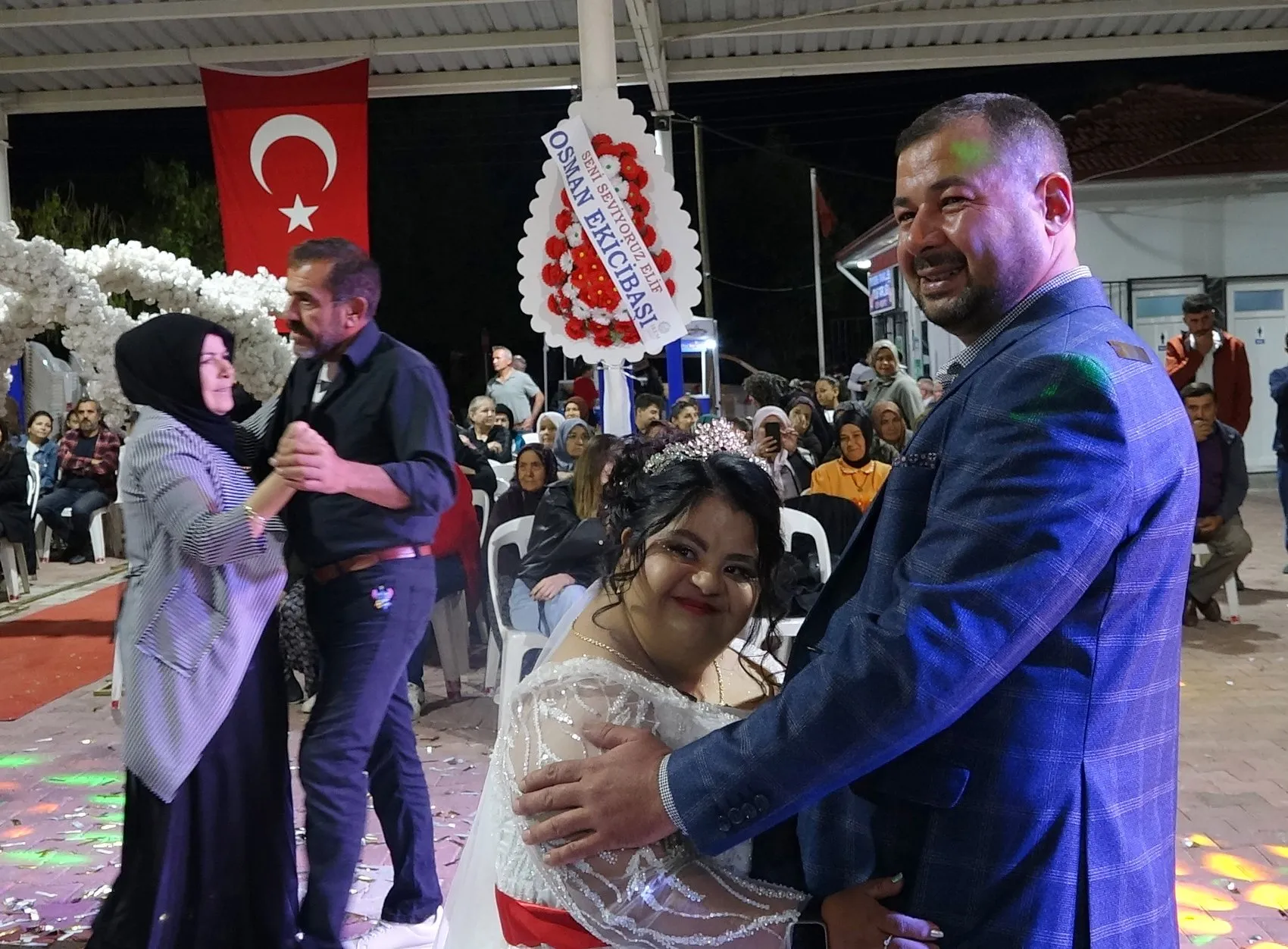 Burdur'da masalsı bir gün: Elif'in gelinlik hayali gerçek oldu