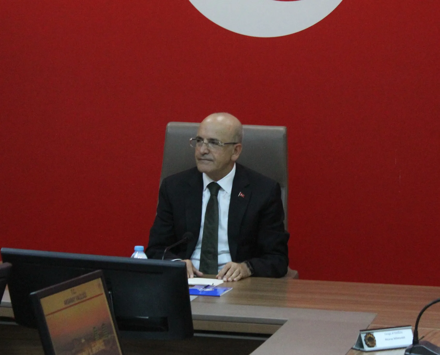 Mehmet Şimşek'in Aksaray Mesaisi: Ekonominin Rotası İş Dünyasıyla Çizildi