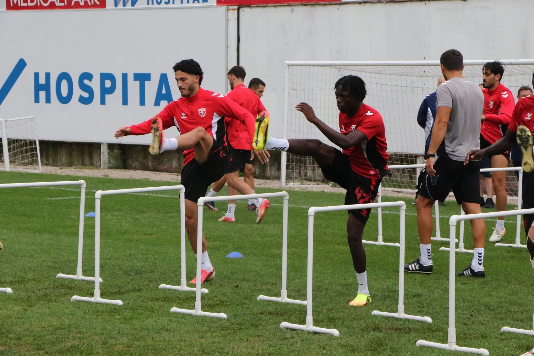 Samsunsporlu Elliot Watt'ın Samsun'da yeni hayatı: Türkçe öğreniyor, ailesiyle kök salıyor
