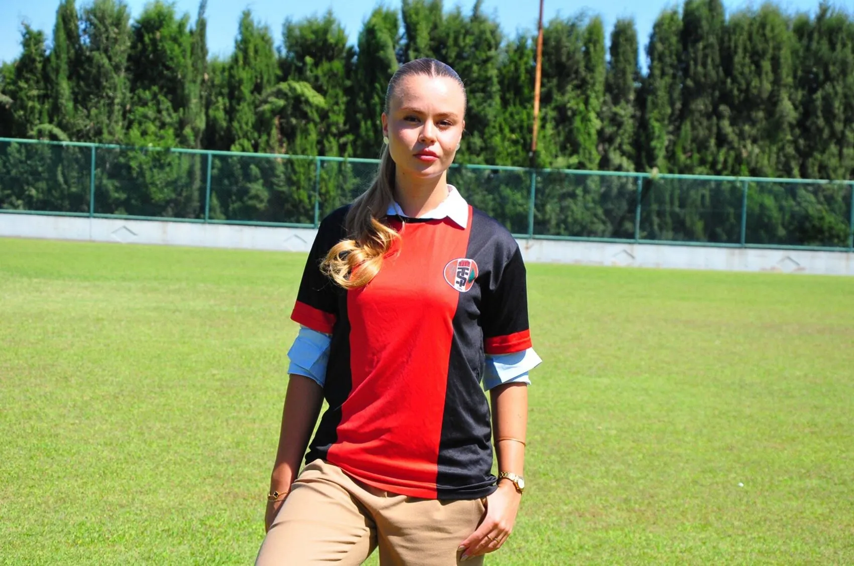 Turgutluspor'da devrim: 22 yaşındaki Zeynep Mestan erkek takımının başına geçti