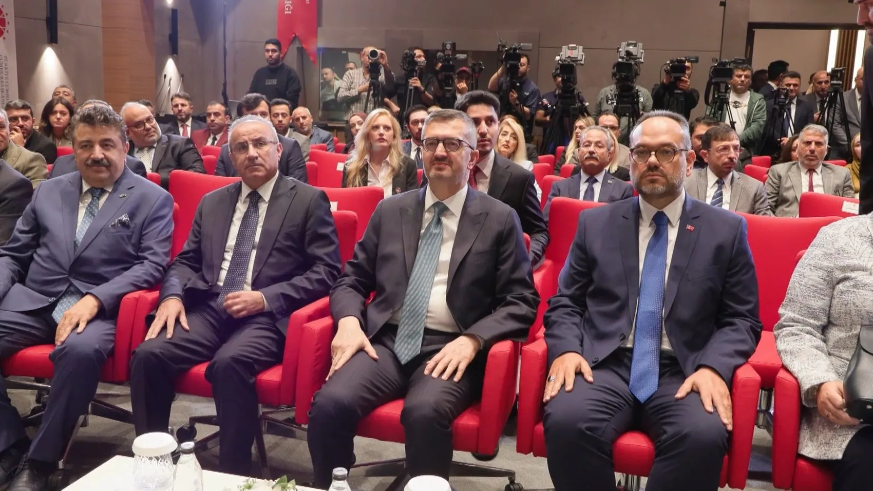 Yassıada'dan Demokrasi ve Özgürlükler Adası'na: Vesayetle Mücadelede Tarihi Hafıza Vurgusu