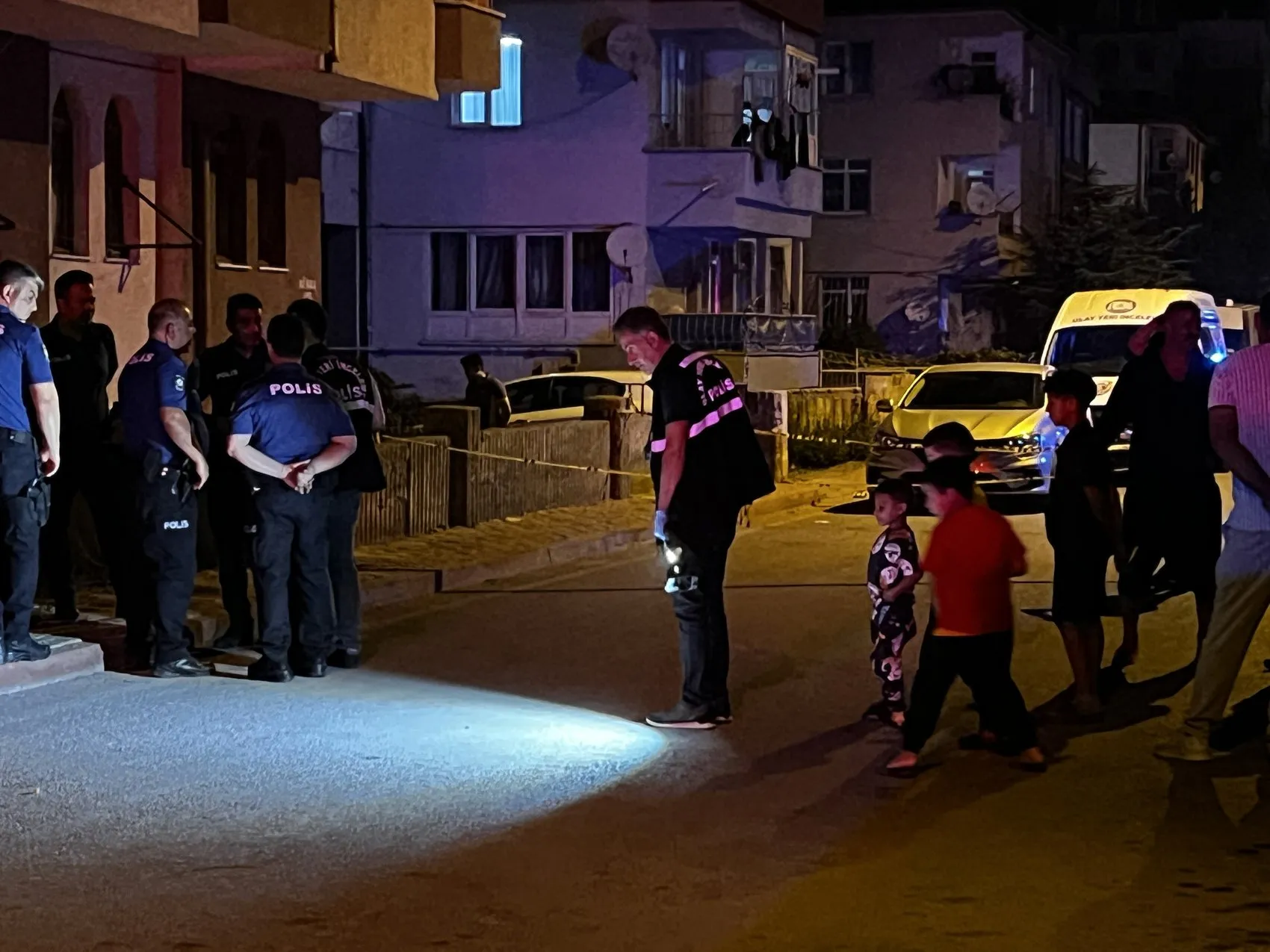 Kayseri'deki cinayetin perde arkası: Elinde keserle yürüdüğü o anlar kamerada