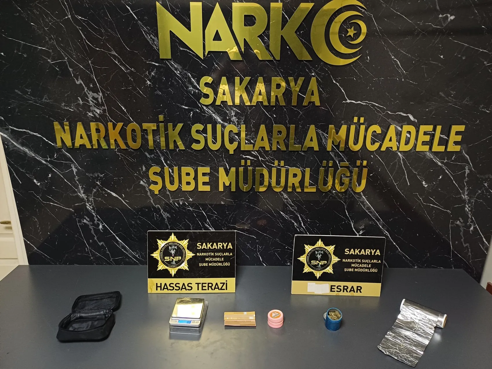 Sakarya'da zehir tacirlerine eş zamanlı darbe: Üç ilçede üç tutuklama