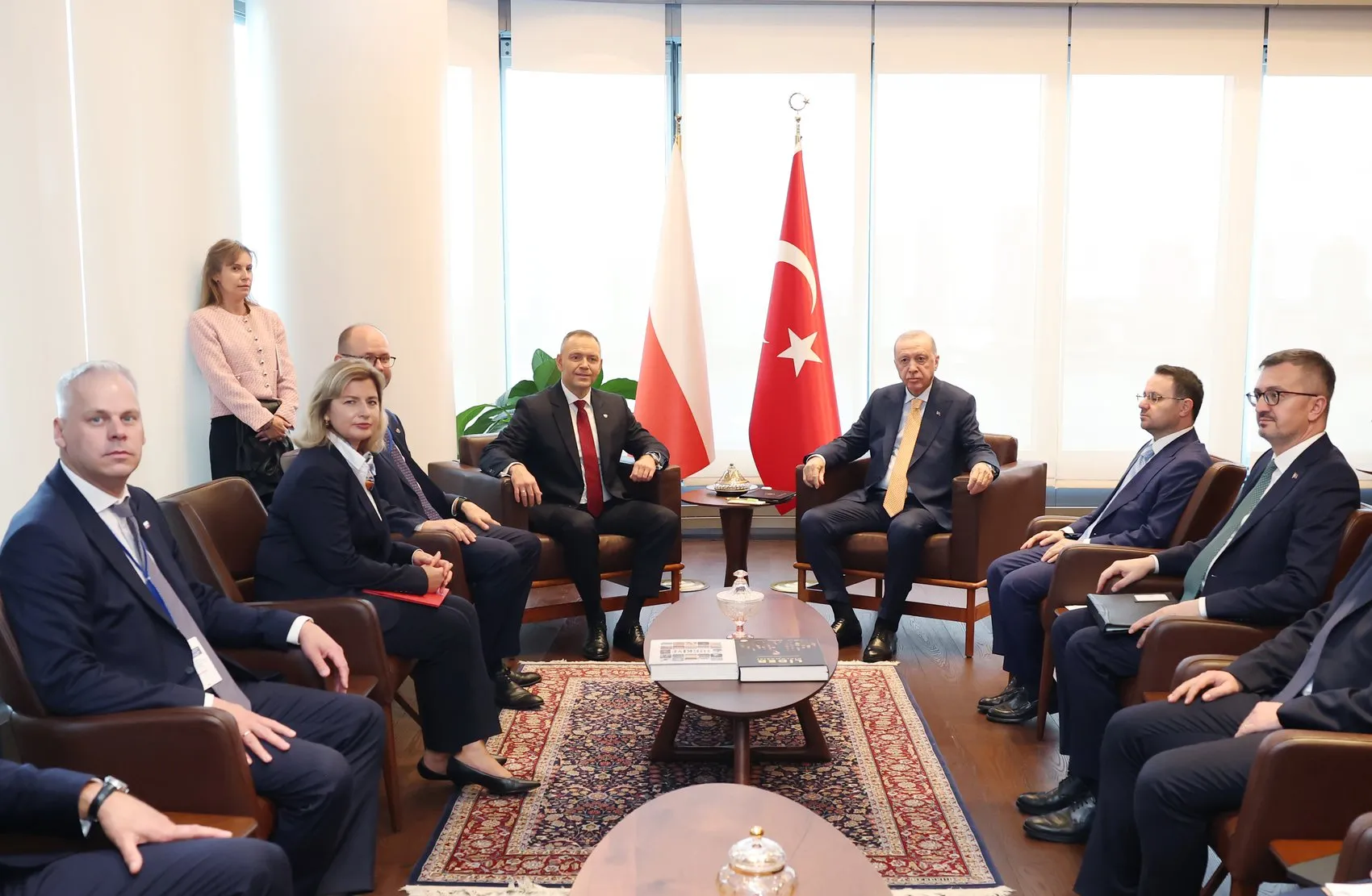 New York'ta kritik zirve: Erdoğan ve Nawrocki Türkevi'nde buluştu