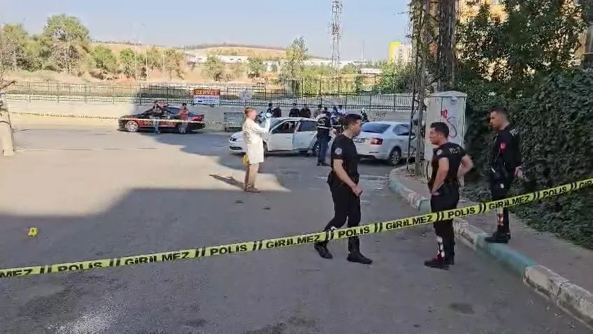 Veysel Karani Mahallesi'nde silahlar konuştu: İki grup arasındaki çatışma kanlı bitti