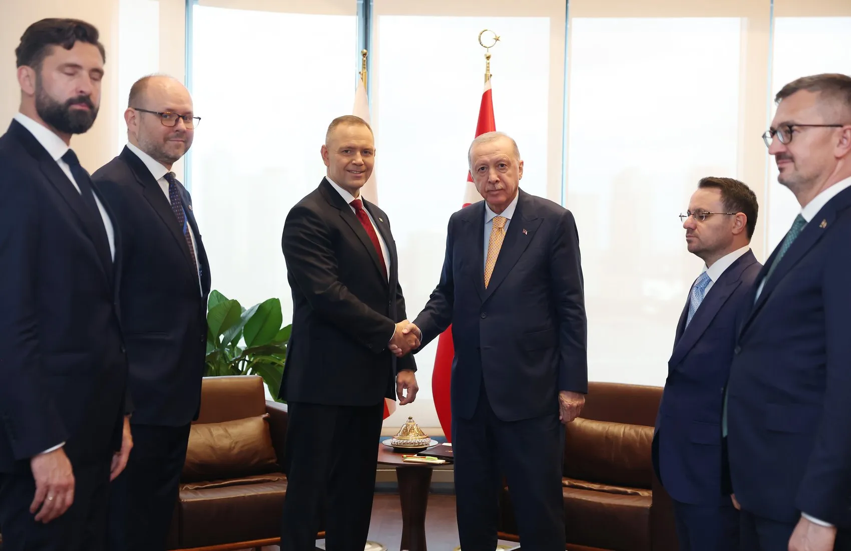 New York'ta kritik zirve: Erdoğan ve Nawrocki Türkevi'nde buluştu