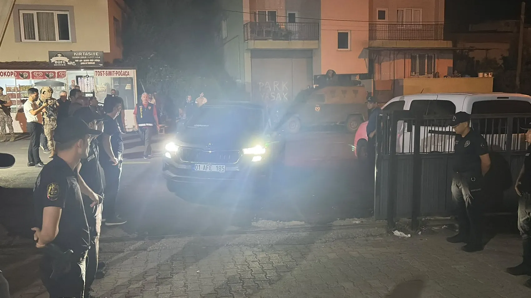 Yürüyüşe çıkmıştı, 80 kilometre ötede toprağa verildi: Cinayeti itiraf eden şüpheli ve ailesi adliyede