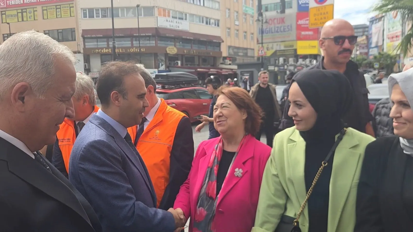Bakan Kacır'dan Gaziosmanpaşa'da iddialı çıkış: İstanbul'u yeniden kazanacağız
