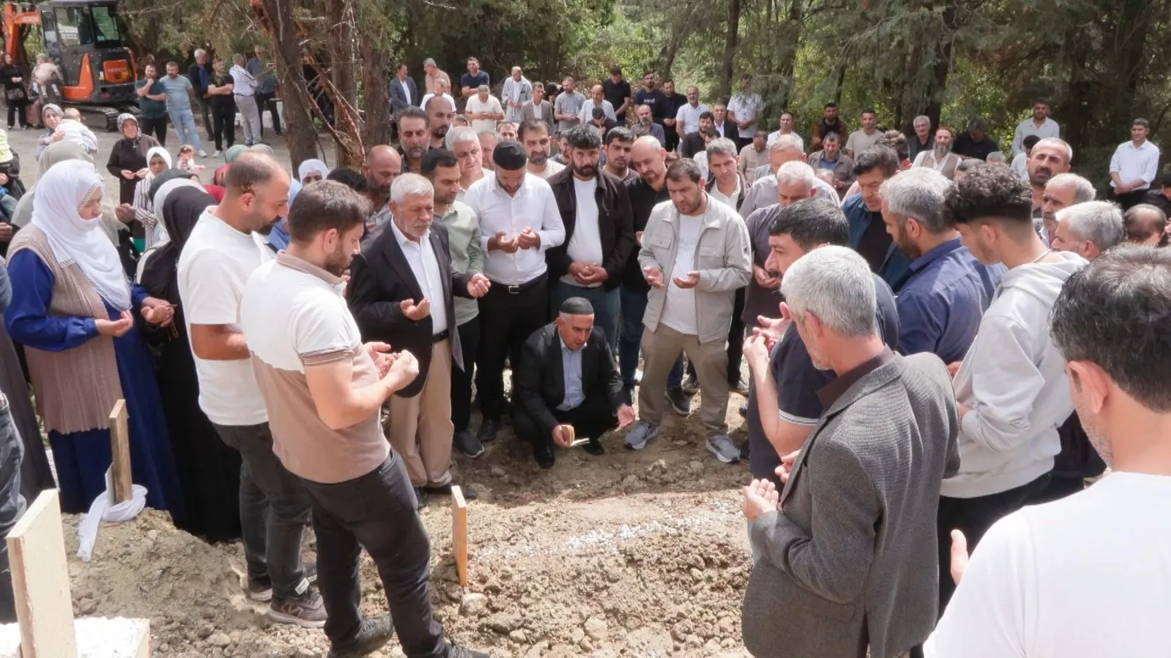 Seraç ailesinin yürek yakan sınavı: 7 ayda üç evlat acısı