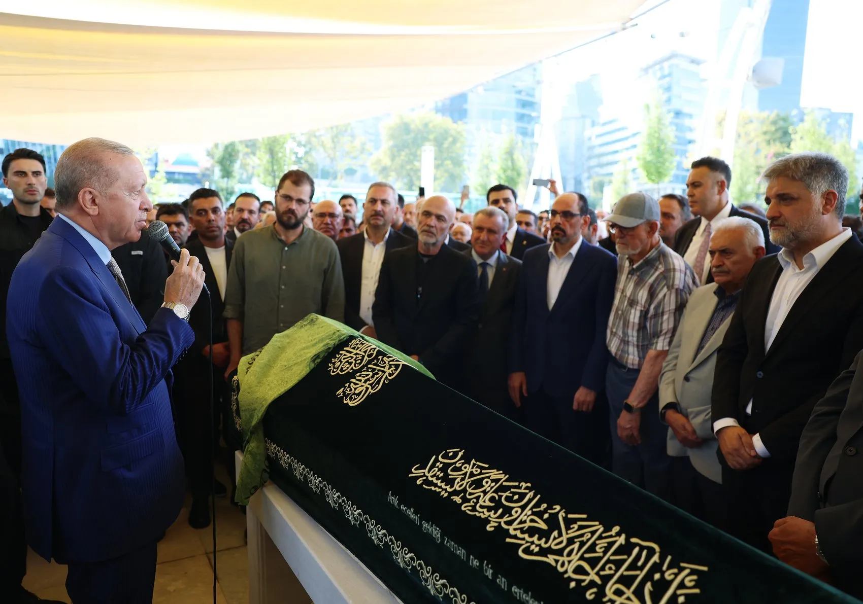 Cumhurbaşkanı Erdoğan'dan acılı aileye taziye: Genç Fatma Zehra son yolculuğuna uğurlandı