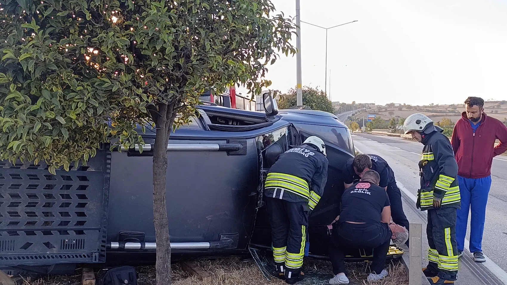 Tekirdağ'da dehşet anları: İçinde 4 yaşındaki çocukla otomobili kaçırıp ortalığı birbirine kattı