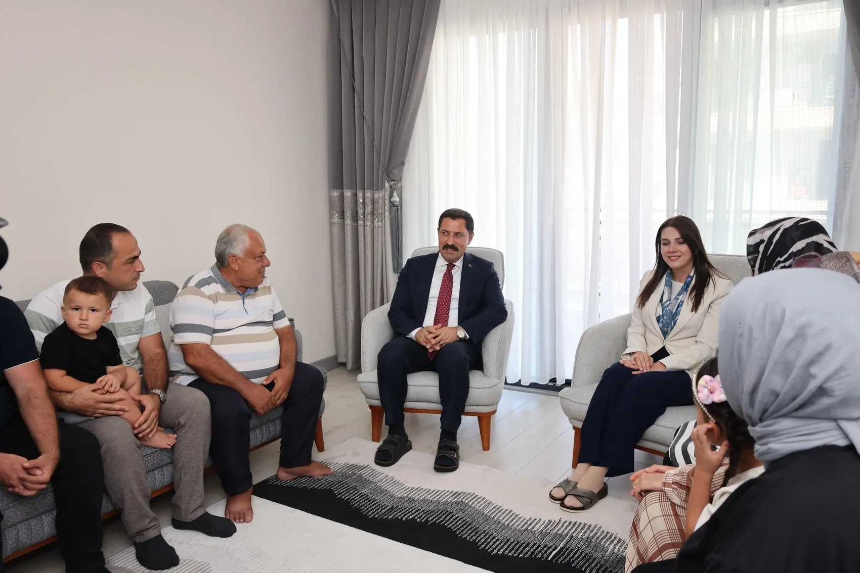 Antakya'da Yıkıntıların Yerini Komşuluk Sesleri Aldı: Rezerv Alanlarda Yeni Bir Hayat Başlıyor