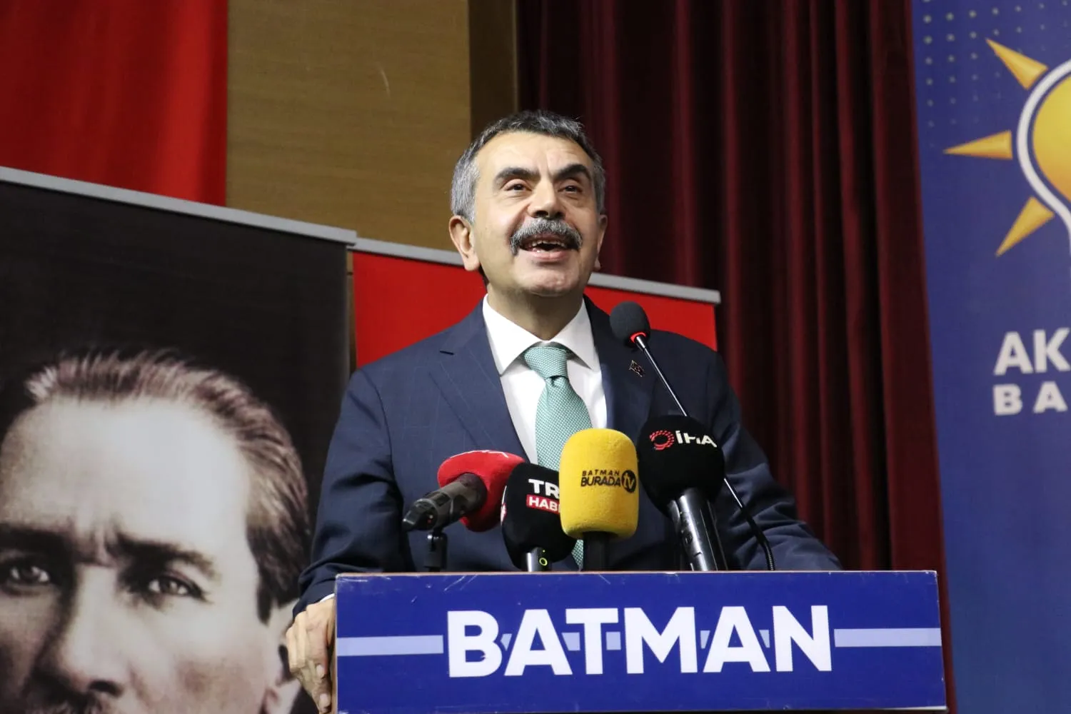 Bakan Tekin'den 'rant çeteleri' uyarısı: Çözüm sürecini sabote etmek isteyenlere dikkat