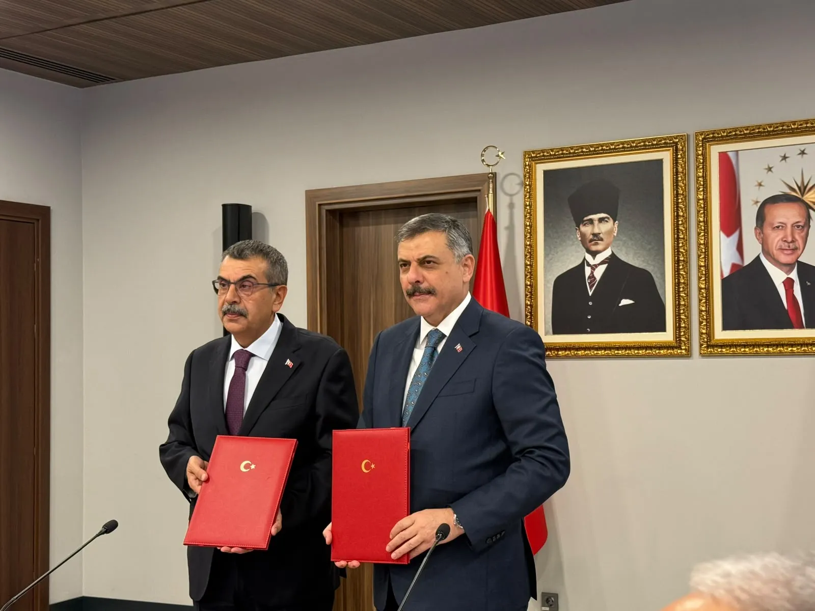Okullarda yeni dönem: 7 bakanlık birleşti, 31 bin bahçe görevlisi göreve başladı