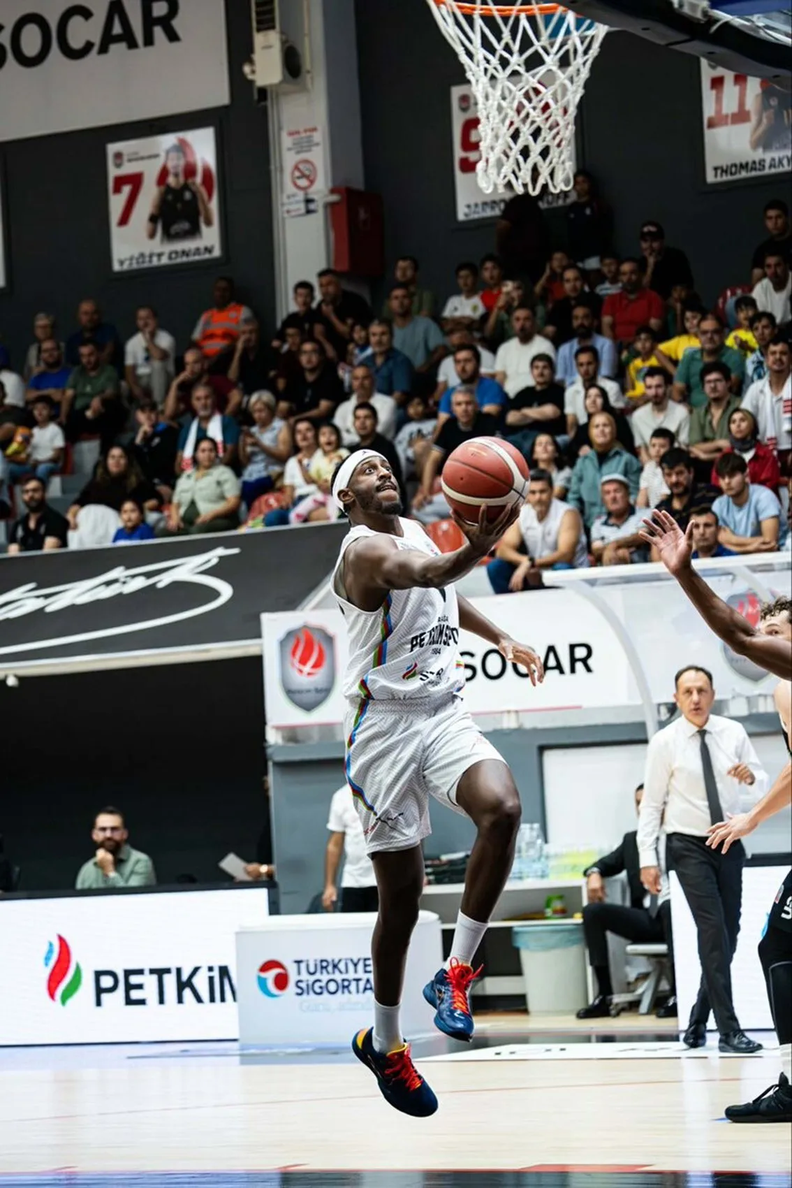 Aliağa Petkimspor'un Ege Derbisi Zaferi: Yeni Kadroyla Güçlü Başlangıç