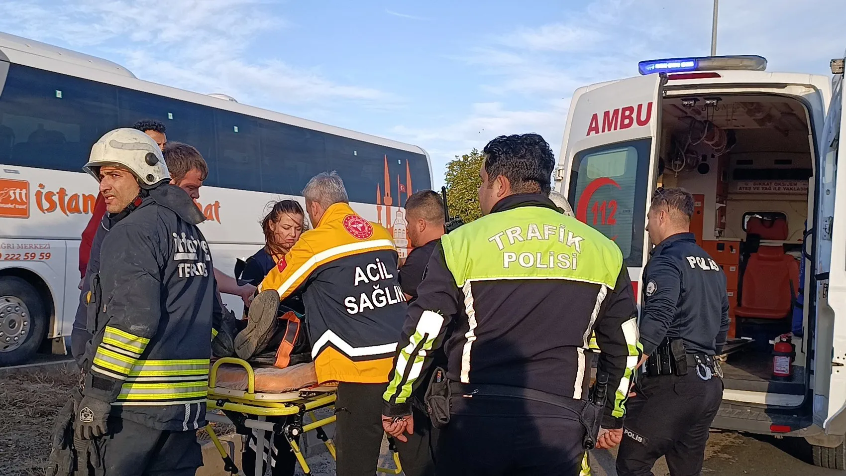 Tekirdağ'da dehşet anları: İçinde 4 yaşındaki çocukla otomobili kaçırıp ortalığı birbirine kattı