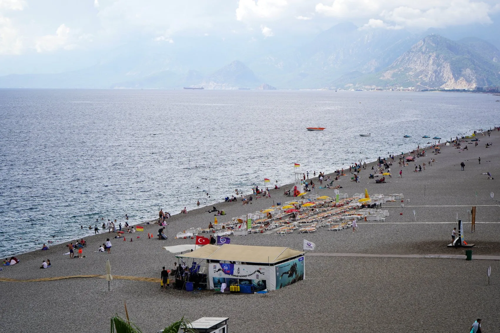 Antalya'da şaşırtan tablo: Deniz suyu havadan daha sıcak