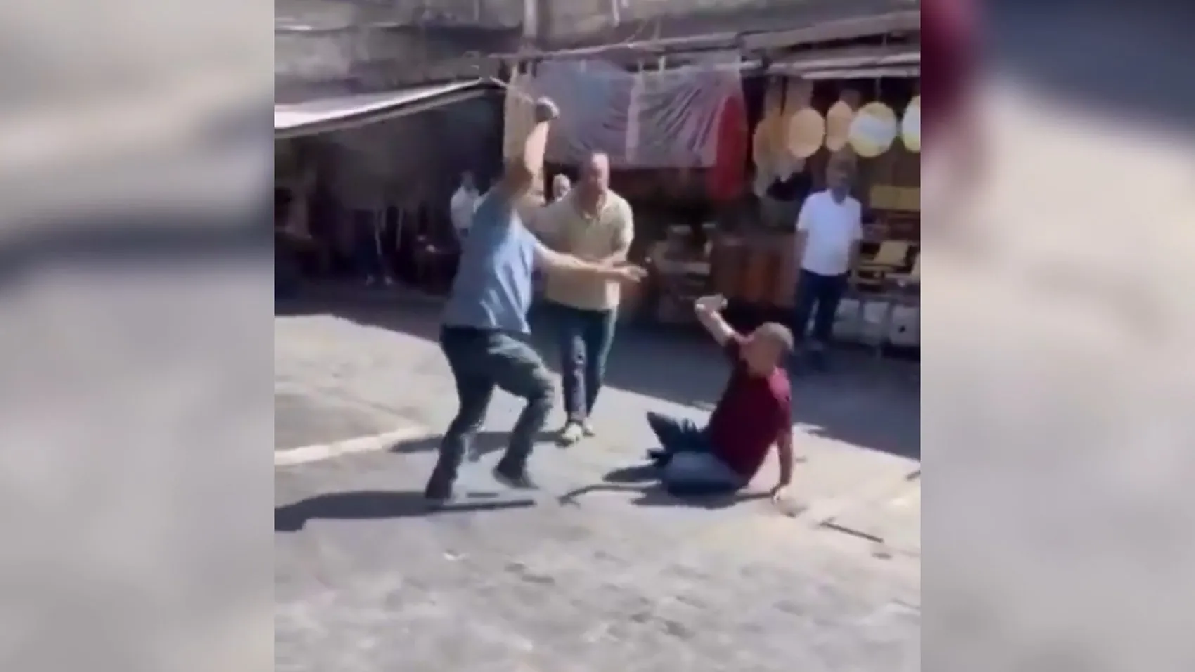 Tarihi çarşıda sopalı dehşet: Kavga sonrası cezaevi yolu göründü