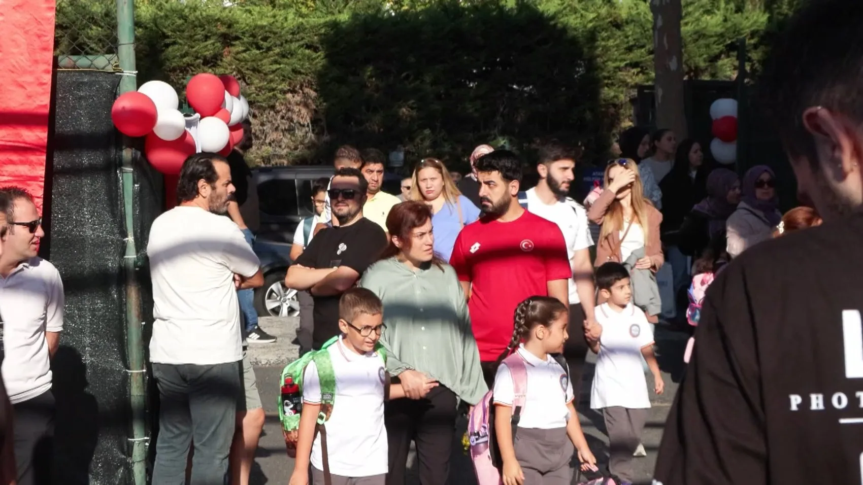 İstanbul'da ders zili çalarken güvenlikte yeni dönem: Okullarda el dedektörü dönemi başladı