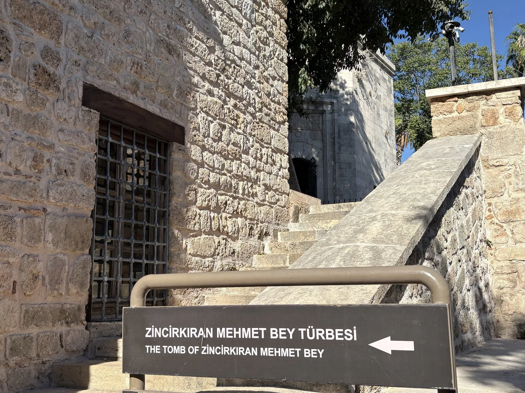 Antalya'nın kalbinde 649 yıllık efsane: Liman zincirlerini kıran beyin mirası