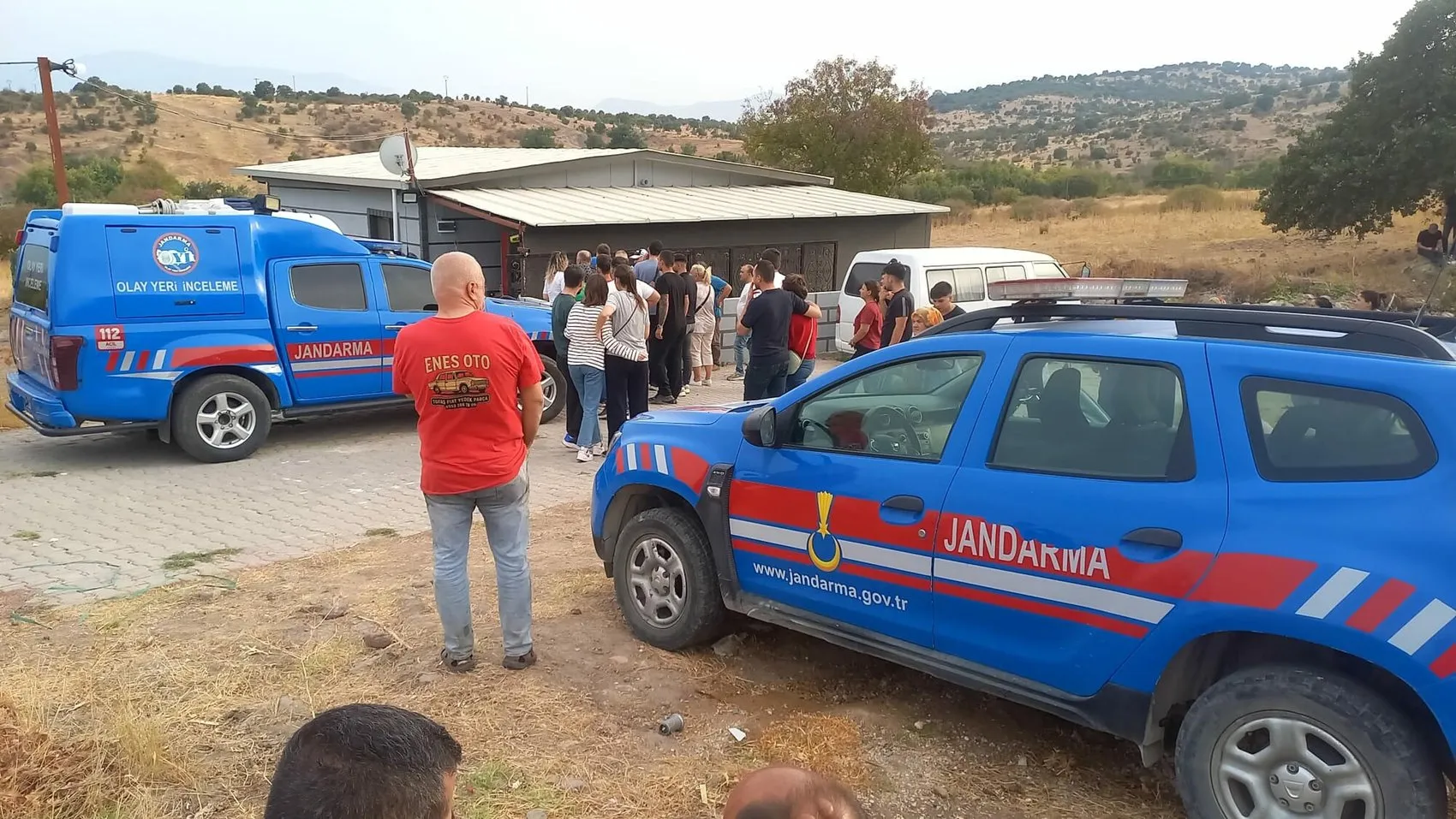 Manisa'da korkunç infaz: Yeni evli çift evlerinde ölü bulundu