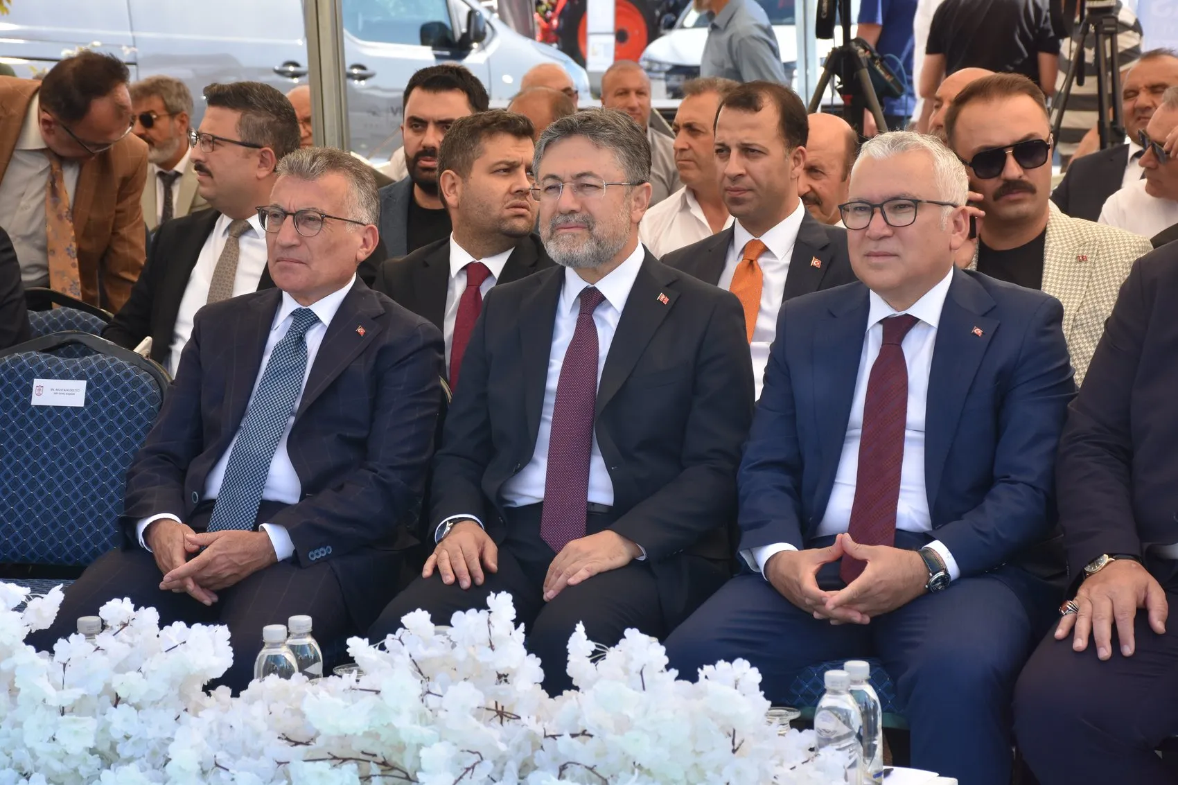 Sivas'ta Tarımın Geleceği Şekilleniyor: Bakan Yumaklı'dan Kritik Gıda Güvenliği Uyarısı