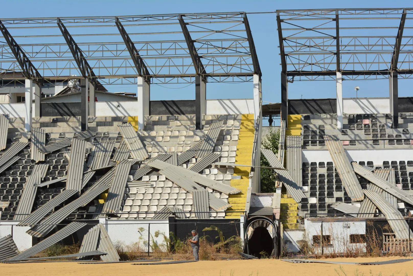 Nazilli'de bir devir kapanıyor: 66 yıllık efsane stadyum tarihe karışıyor