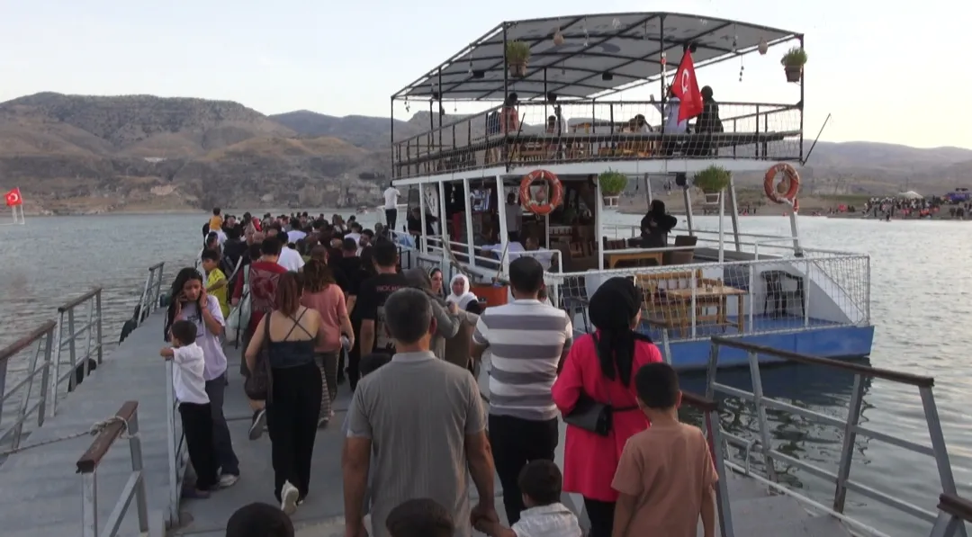12 bin yıllık tarihin sularla buluştuğu gün: Hasankeyf'te adrenalin ve kültür şöleni