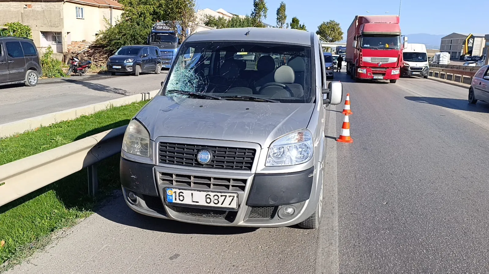 İnegöl'de yürek yakan kaza: 13 yaşındaki Ayşegül hayata tutunamadı
