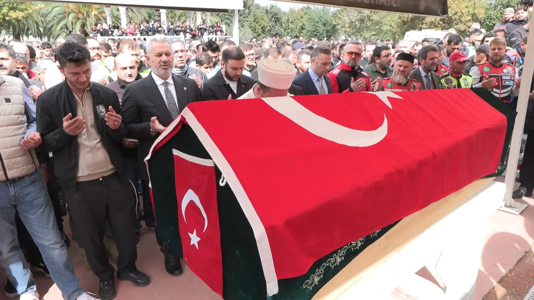 Motosiklet camiasının acı kaybı: Motovlogcu Dayı son yolculuğuna uğurlandı