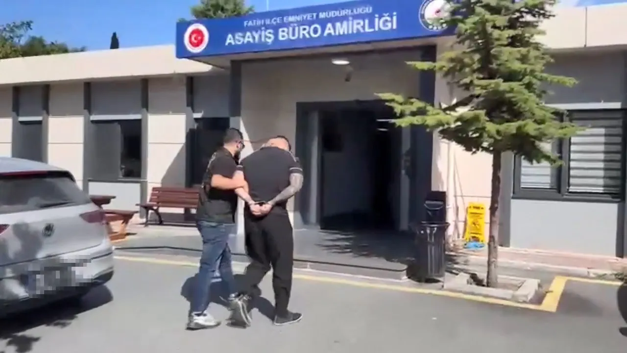 İstanbul'un göbeğinde taksi dehşeti: Ücret tartışması kavgaya dönüştü