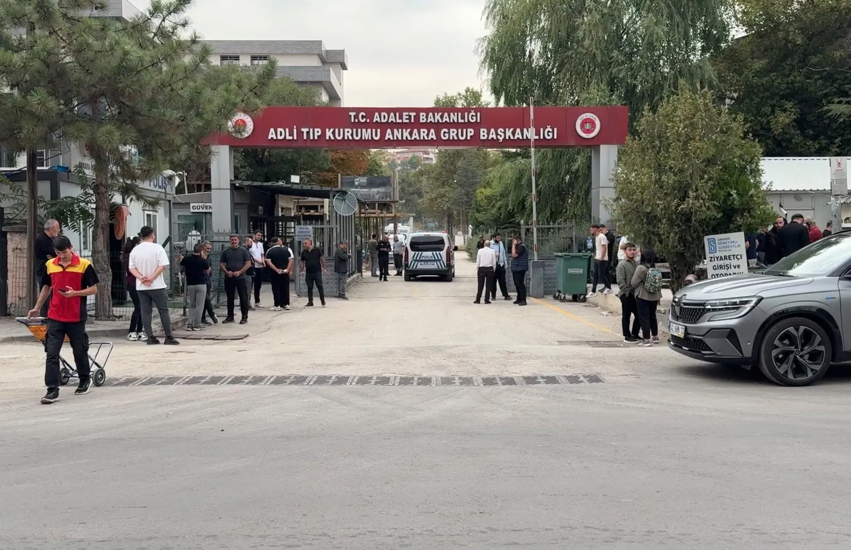 Ankara'da dehşet dolu anlar: Arkadaşlarını katletti, polise yakalanınca tetiği kendine çekti
