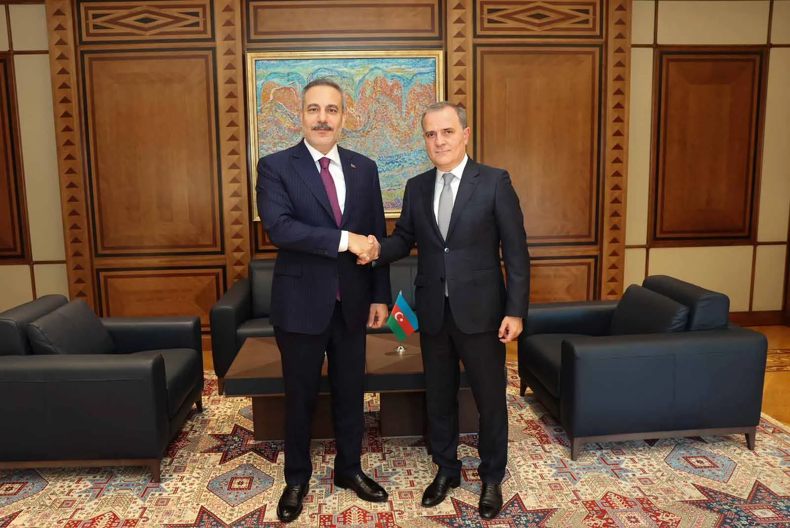 Bakü'de kritik diplomasi trafiği: Fidan ve Bayramov masaya oturdu