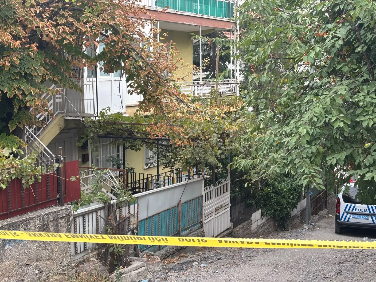 Ankara'da dehşet dolu anlar: Arkadaşlarını katletti, polise yakalanınca tetiği kendine çekti