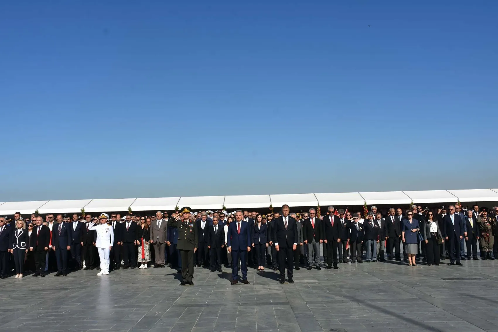 İzmir'in kurtuluşunda 104 yıllık gurur: Süvari birliği tarihi anları yeniden yaşattı