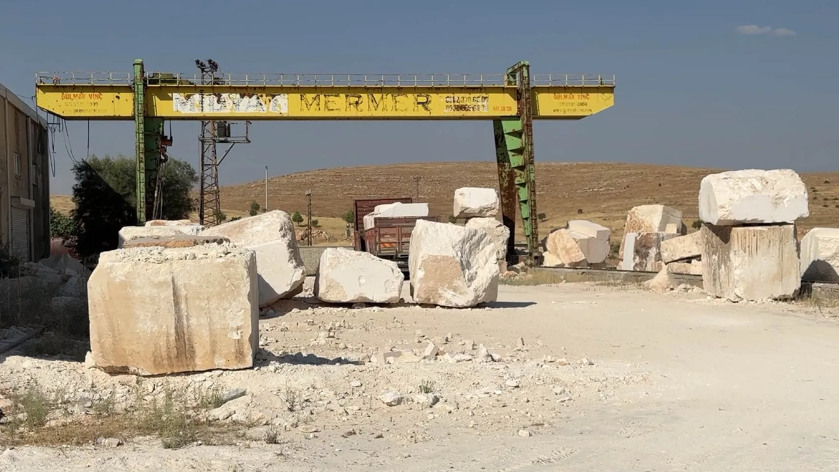 Mezopotamya'nın beyaz altını dünyaya açılıyor: Midyat'ta taşın sanata dönüşen yolculuğu