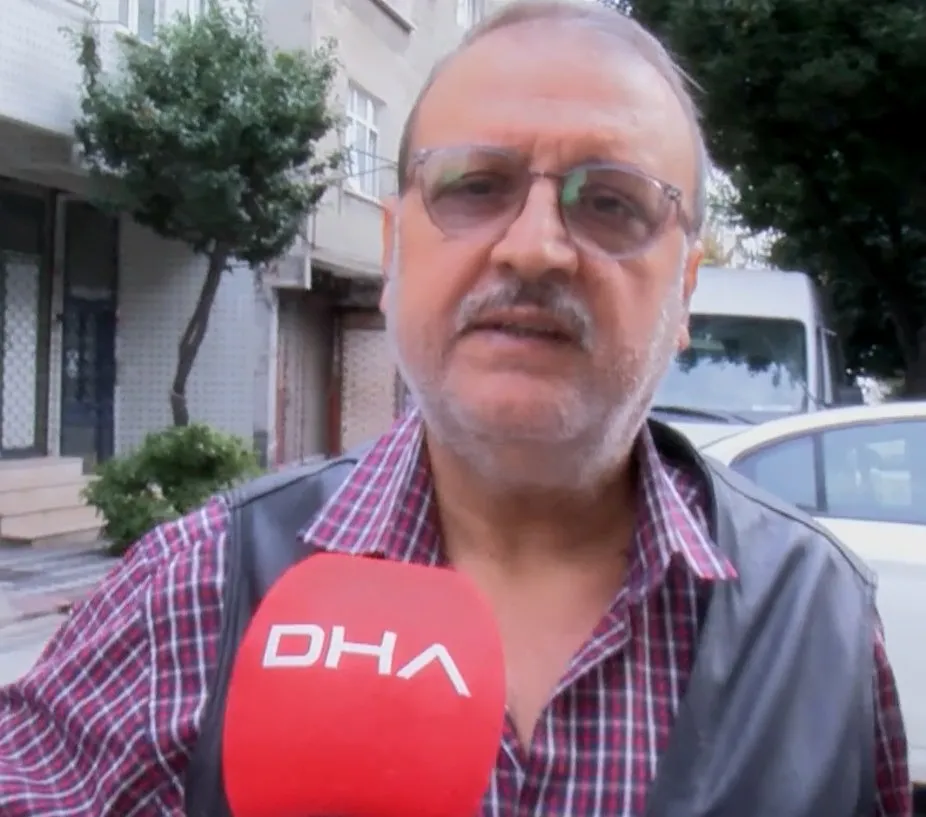 Zeytinburnu'nda korku dolu anlar: Kavşakta çarpışan araçlardan birinde çocuk yaralandı