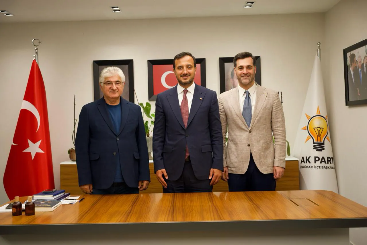 Üsküdar Belediye Meclisi'nde dengeleri değiştiren istifalar: Dört isim AK Parti saflarına katıldı