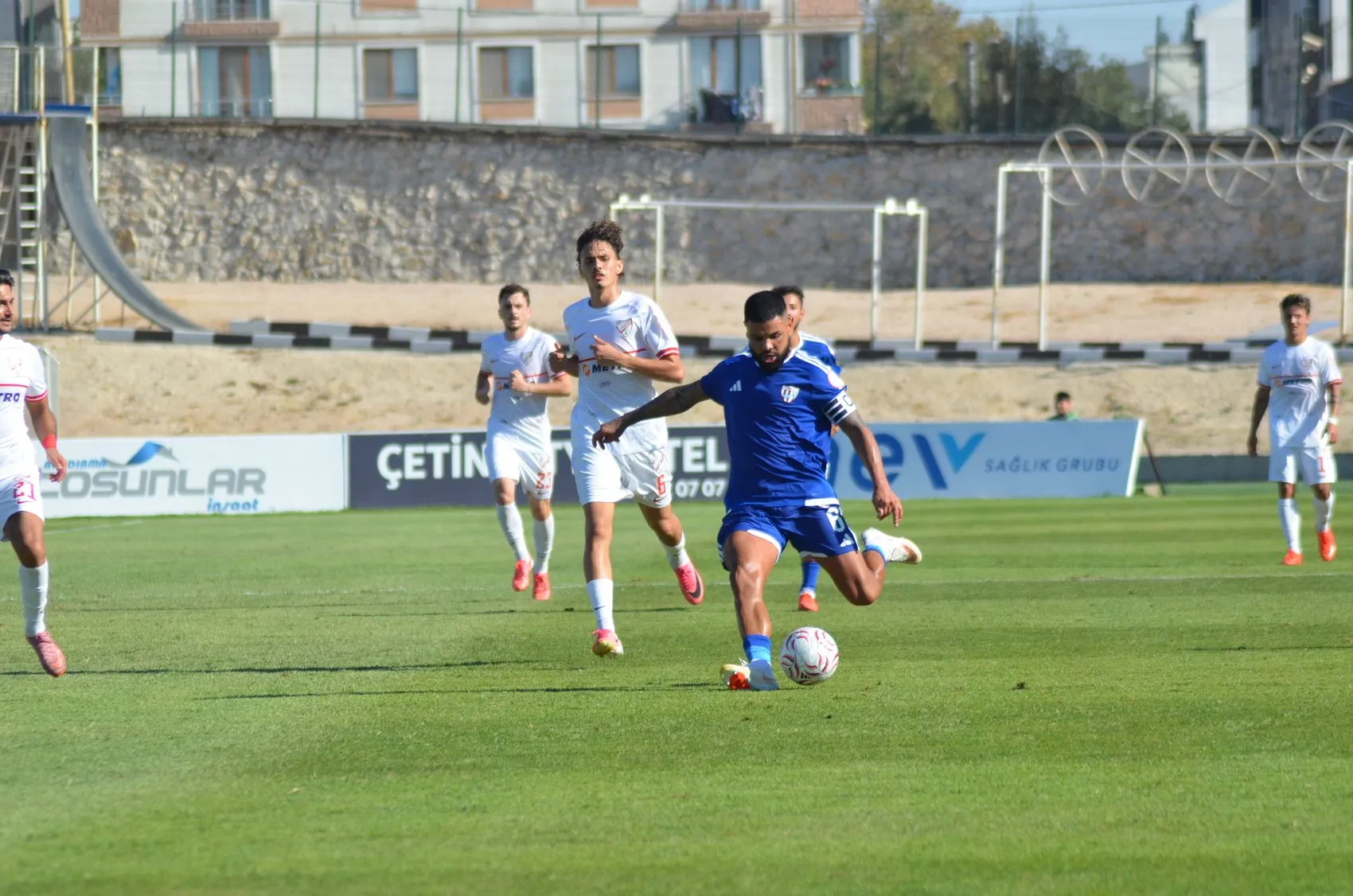 Bandırma'da Gol Şov: Rakibine Nefes Aldırmadı