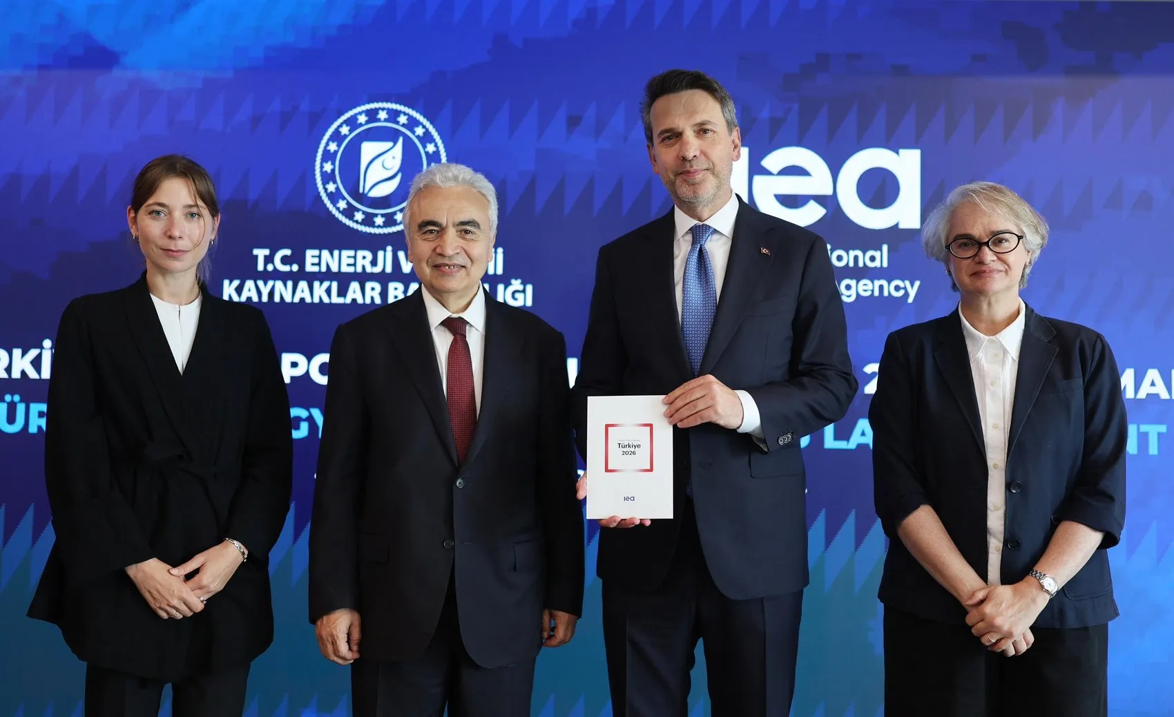 Türkiye'nin enerji rotası değişiyor: 2035 hedefi 10 milyon elektrikli araç