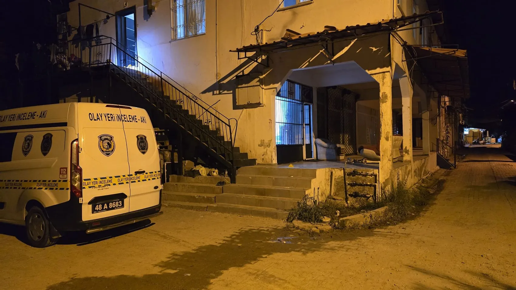 Aynı çatı altında kanlı gece: İş arkadaşları arasındaki tartışma ölümle bitti