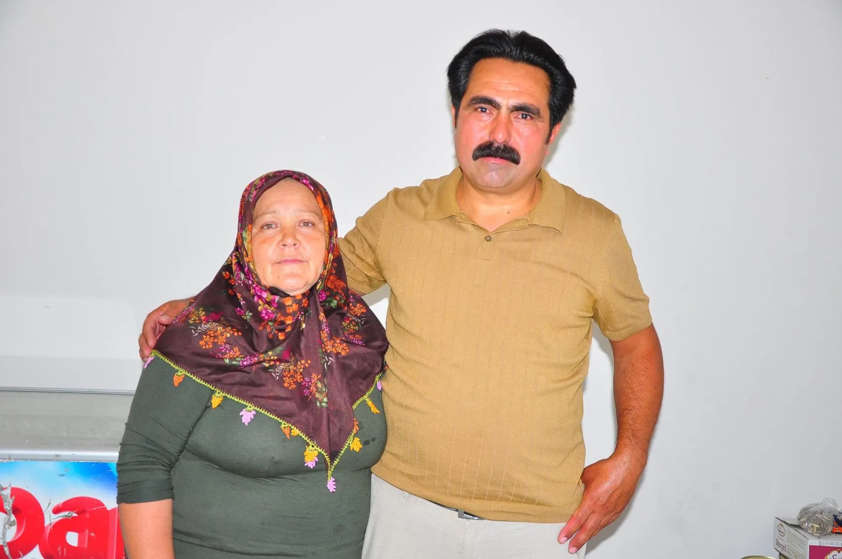 Bir muhtarın vicdan nöbeti: Kendi mutfağında pişirip 6 köyün kapısını çalıyor