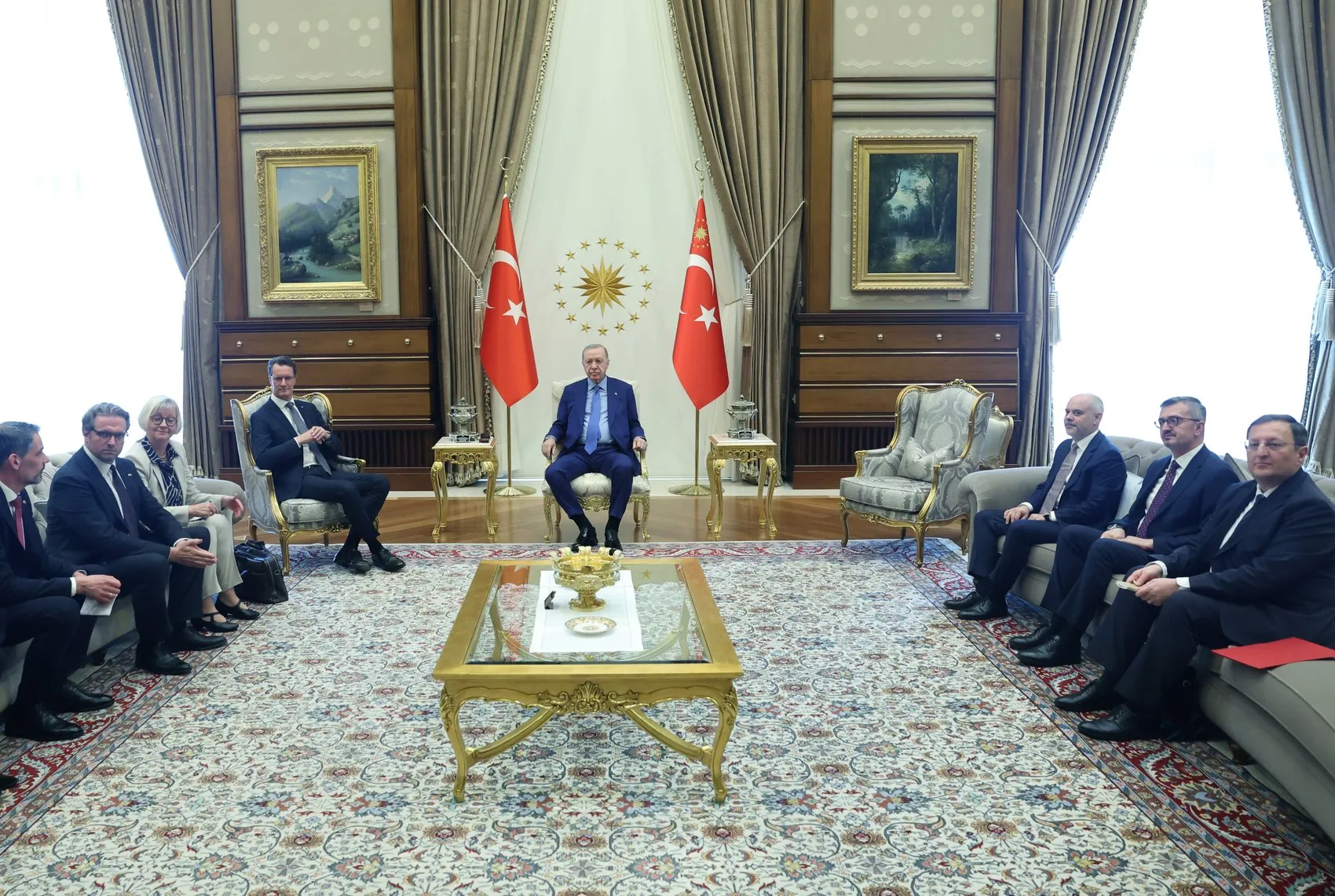 Külliye'de kritik temas: Erdoğan'dan Alman eyalet başbakanına kabul