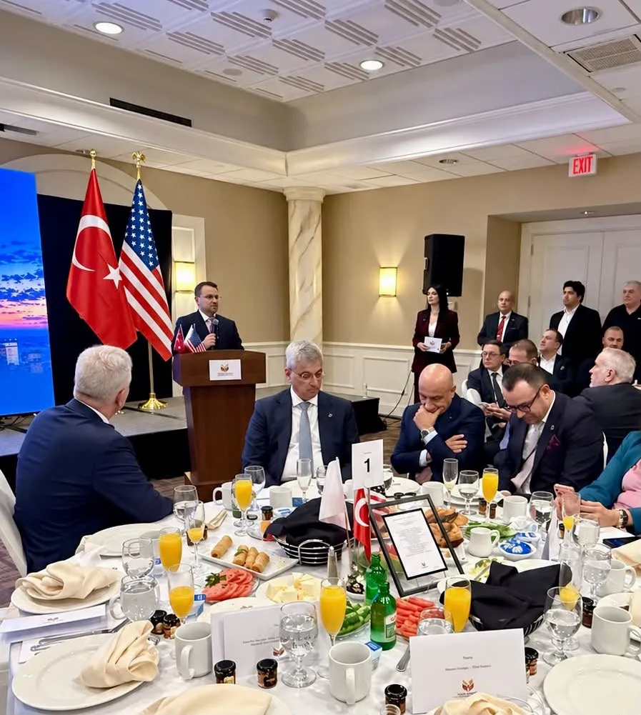 Adalet Bakanı Gürlek'ten ABD'de Yatırımcıya Hukuki Güvence Mesajı